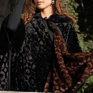 SACCHI Patchett Faux Fur Kimono Reversible Black And‎ Brown Beautiful!!